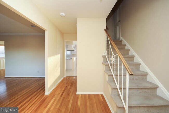 Foto del edificio - 108 Henfield Ave