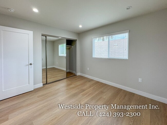 Building Photo - 316 Ximeno Ave