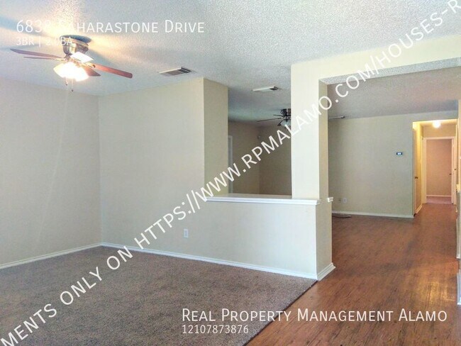 Foto del edificio - 6838 Saharastone Dr