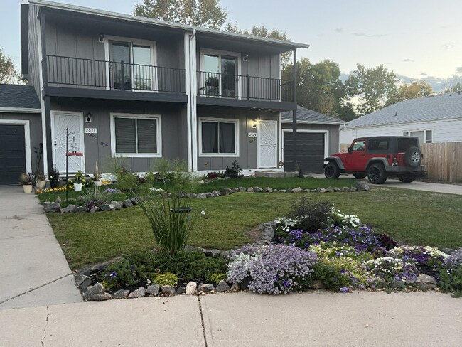 Building Photo - 2025 Abilene Ct