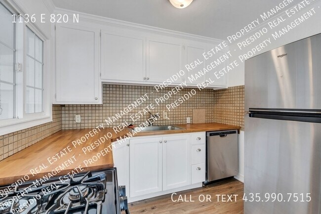 Building Photo - 1136 E 820 N