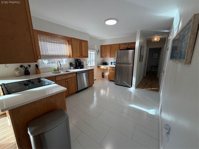 Building Photo - 380 Eds Rd