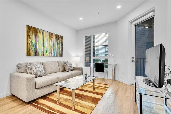 Foto del edificio - 593 Camino De La Reina