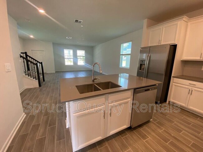 Building Photo - 1419 Viscaya Cove Blvd