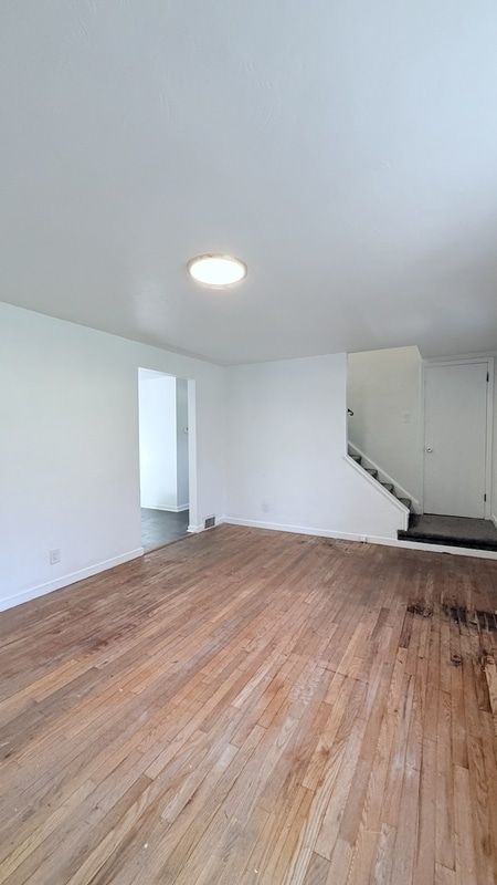 Photo - 517 Foltz Dr House