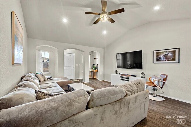 Foto del edificio - 4211 SW Laurel Hill Ave