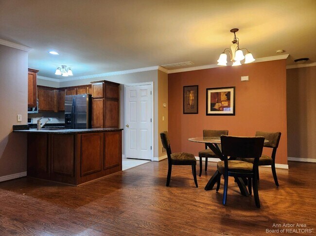 Foto del edificio - 3400 Endsleigh Ln