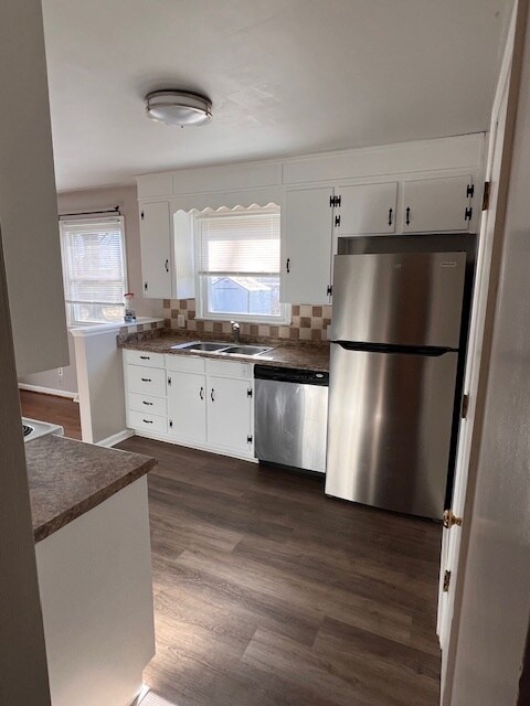 Foto del edificio - 5680 Meadowcrest St