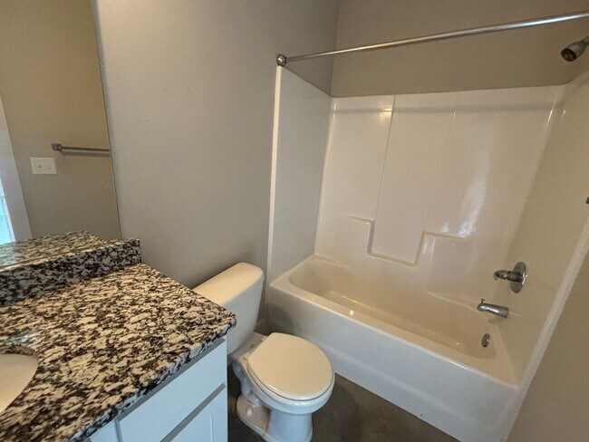 Foto del edificio - 8188/90 E 34th Ct S