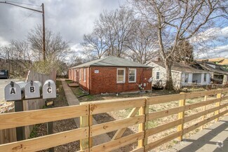 Building Photo - 721 25th Ave N