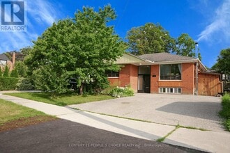Building Photo - 7 N Heights Rd