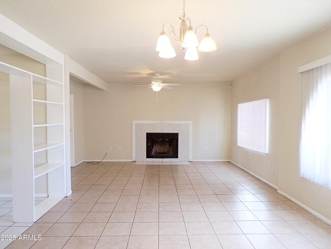 Building Photo - 201 Terra Dr