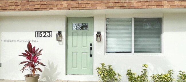 Foto del edificio - 1523 SW 19th Ave