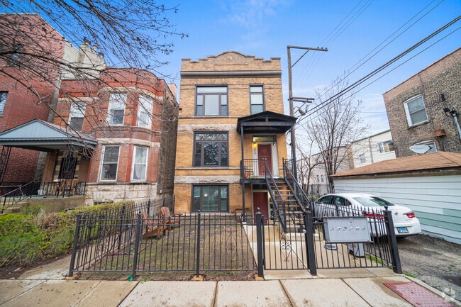 Building Photo - 2610 W Rice St