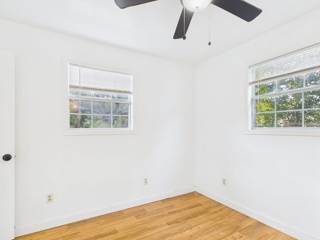 Foto del edificio - Cozy Guest House