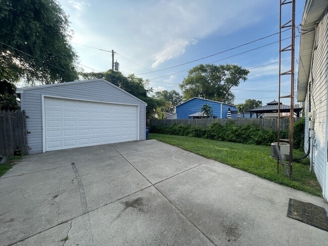 Building Photo - 6036 320th St