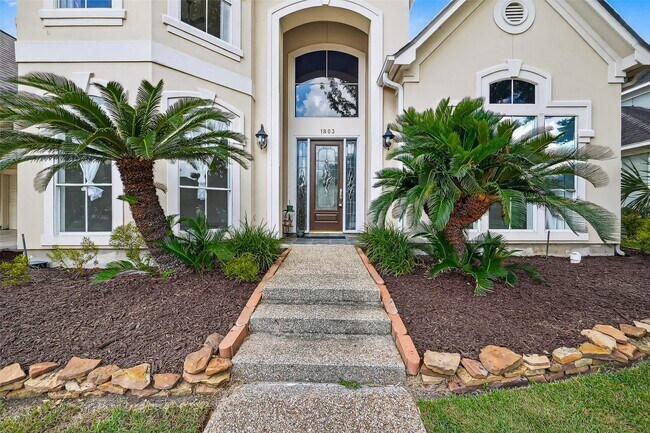 Foto del edificio - 1803 Cottage Landing Ln