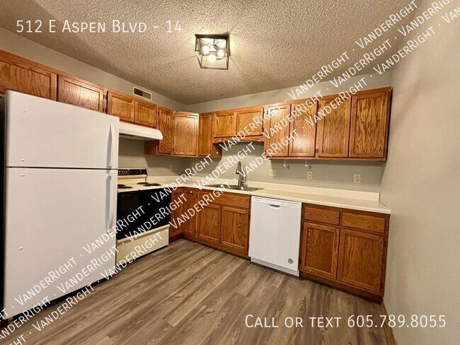 Foto del edificio - 512 E Aspen Blvd