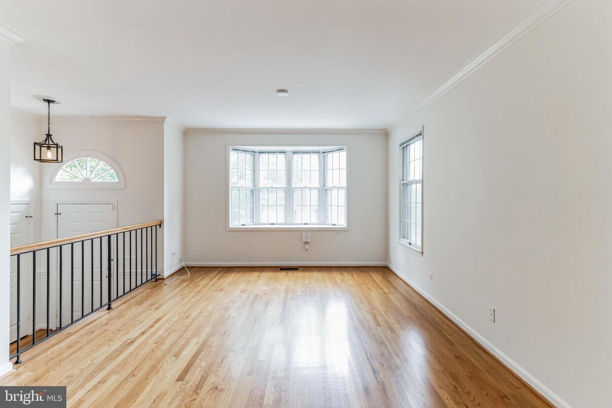 123 Gretna Green Ct, Alexandria, VA 22304 Townhome Rentals in Alexandria VA