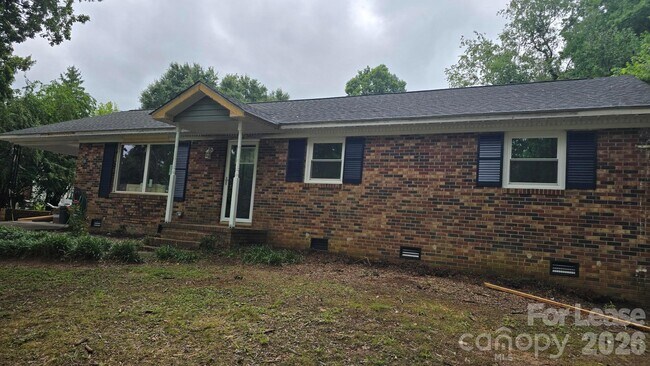 Foto del edificio - 3309 Rollingwood Dr