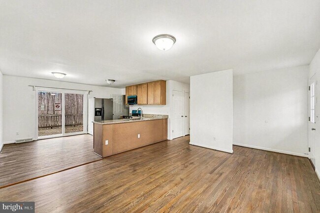 Foto del edificio - 4127 Cabin Rd