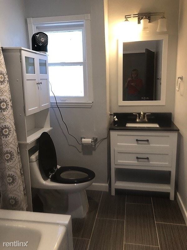 Building Photo - 2 br, 1 bath Apartment - 14408 Emelita Street