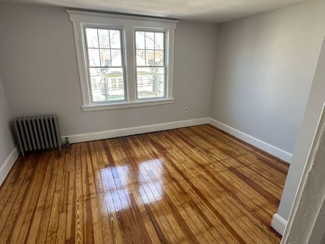 Building Photo - 55 James St