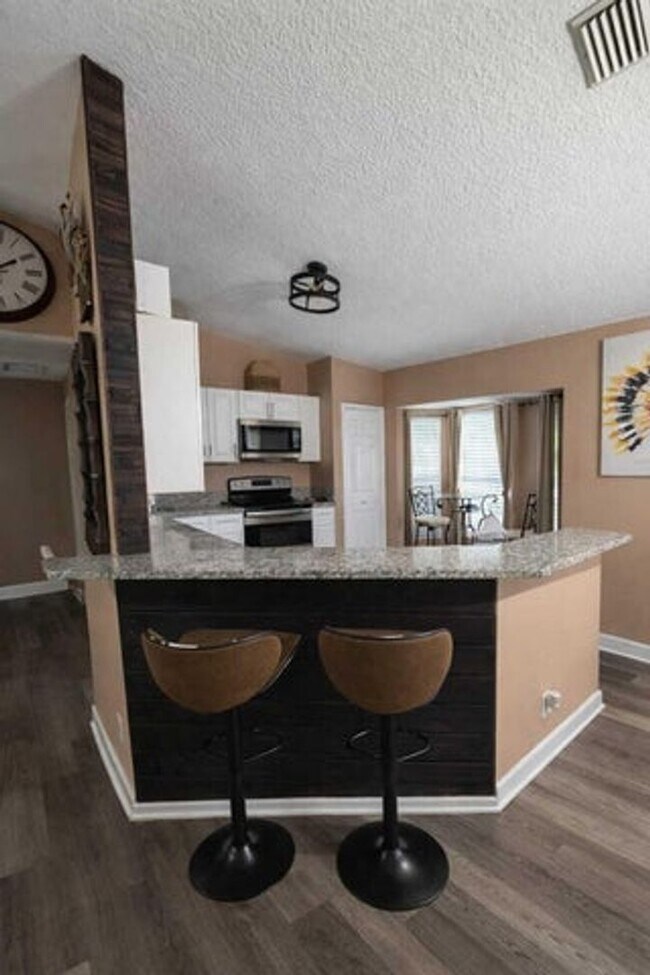 Foto del edificio - 15665 66th Ct N