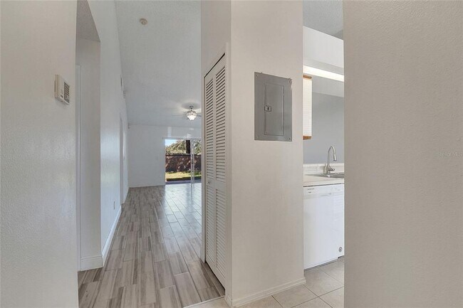 Foto del edificio - 1239 Lucaya Cir