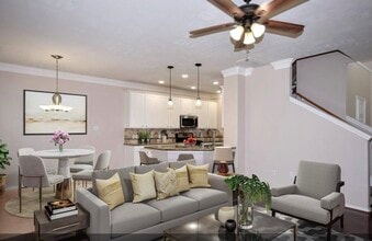 Building Photo - 25274 Finchgrove Ln