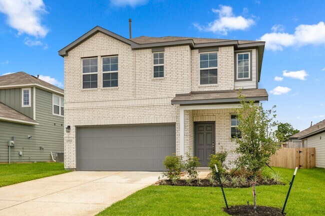 Foto del edificio - Brand New Spacious 4-Bedroom Two-Story wit...