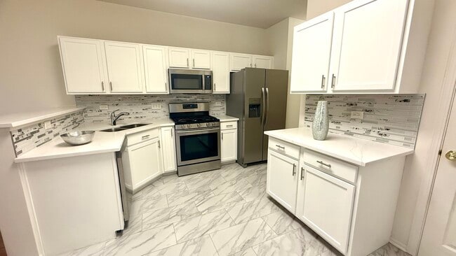 Building Photo - 696 S Jade Ln