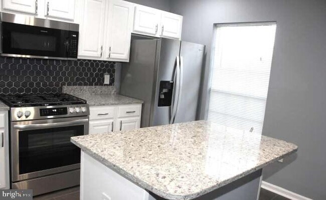 Foto del edificio - 12346 Sweetbriar Pl