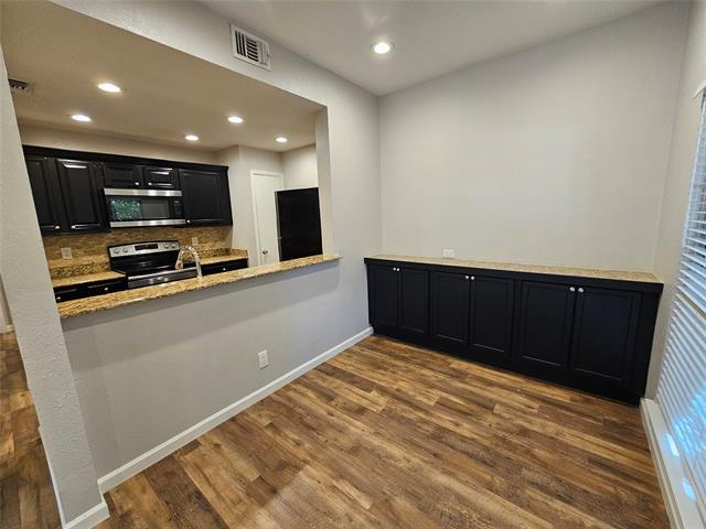 Foto del edificio - 8601 Park Ln