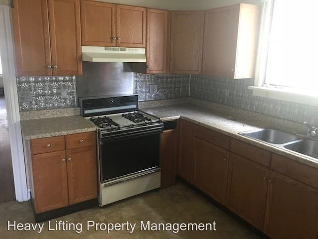Building Photo - 163 E Emaus St