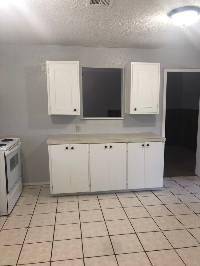 Foto del edificio - 106 Oak St