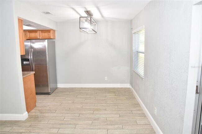 Building Photo - 2419 Rio Pinar Lakes Blvd