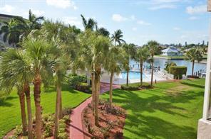 Foto del edificio - 270 S Collier Blvd