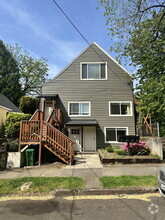Building Photo - 3625 SE Taylor St