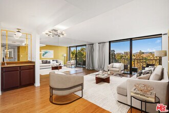 Building Photo - 10535 Wilshire Blvd