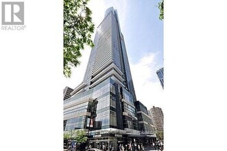 Building Photo - 386-4386 Yonge St