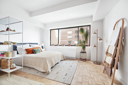 Interior Photo - 200 East 87th Street