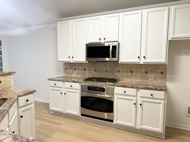 Foto del edificio - 1213 Silverwood Dr