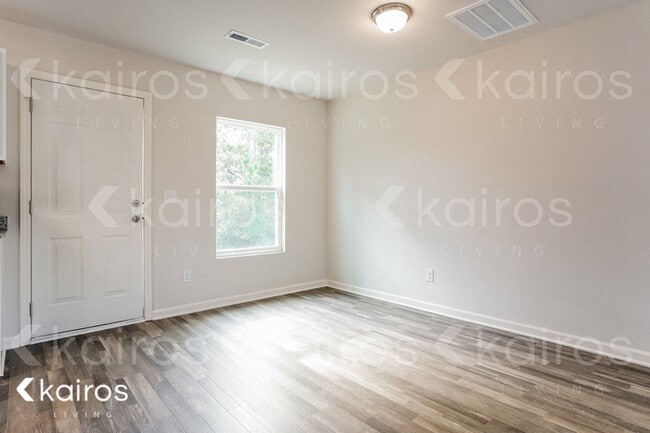 Building Photo - 108 Arthur Ct