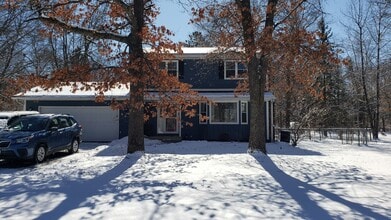 Building Photo - 4993 Brentwood Rd