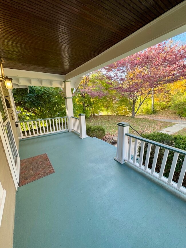 Building Photo - 6029 Lockard Ave