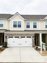 Building Photo - 360 Salt Lk Ln