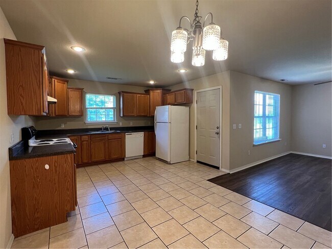 Foto del edificio - 1682 Willowbrook Dr