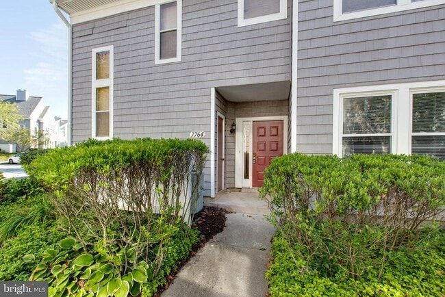 Building Photo - 7764 Mayfair Cir