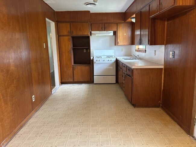 Foto del edificio - 3312 Lake Travis Ave